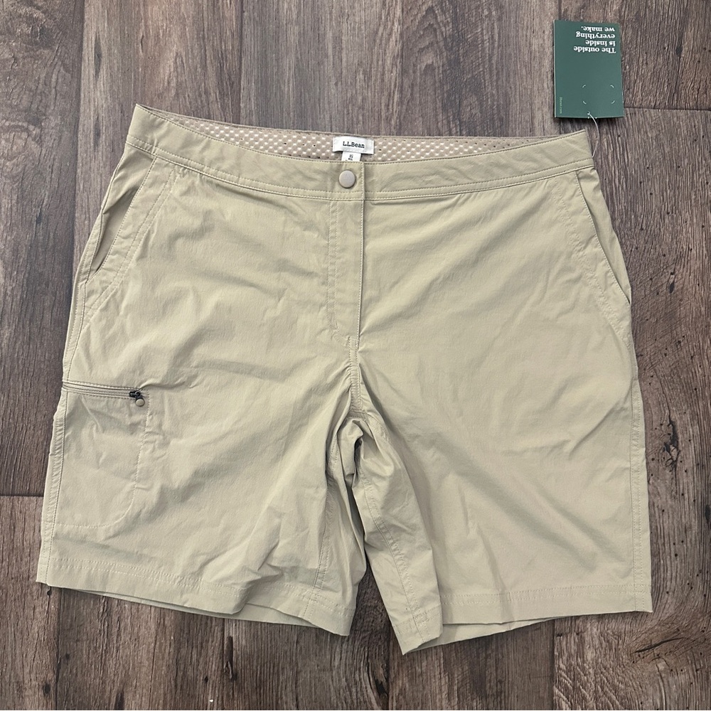 L.L. Bean Comfort Trail Shorts Women’s Size 16 Reg Costal Dune